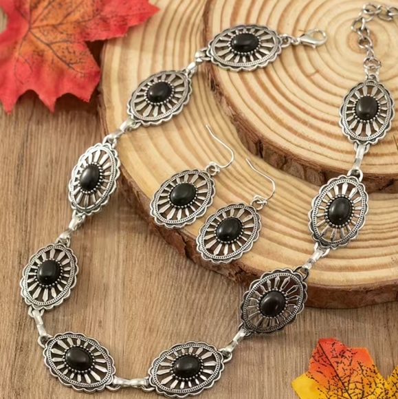 Turquoise color concho 15-18" necklace and matching earrings.  Black available - Picture 3 of 3